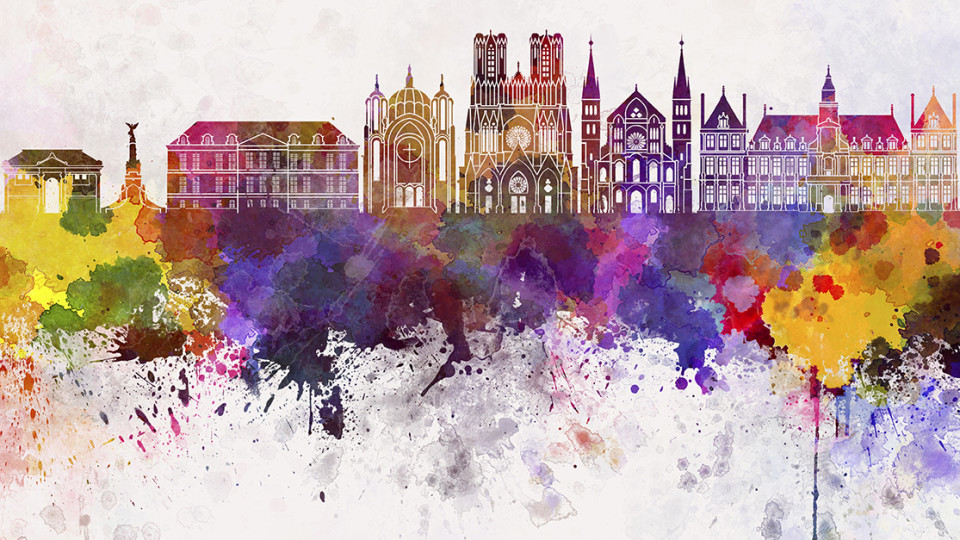 Reims skyline in watercolor background